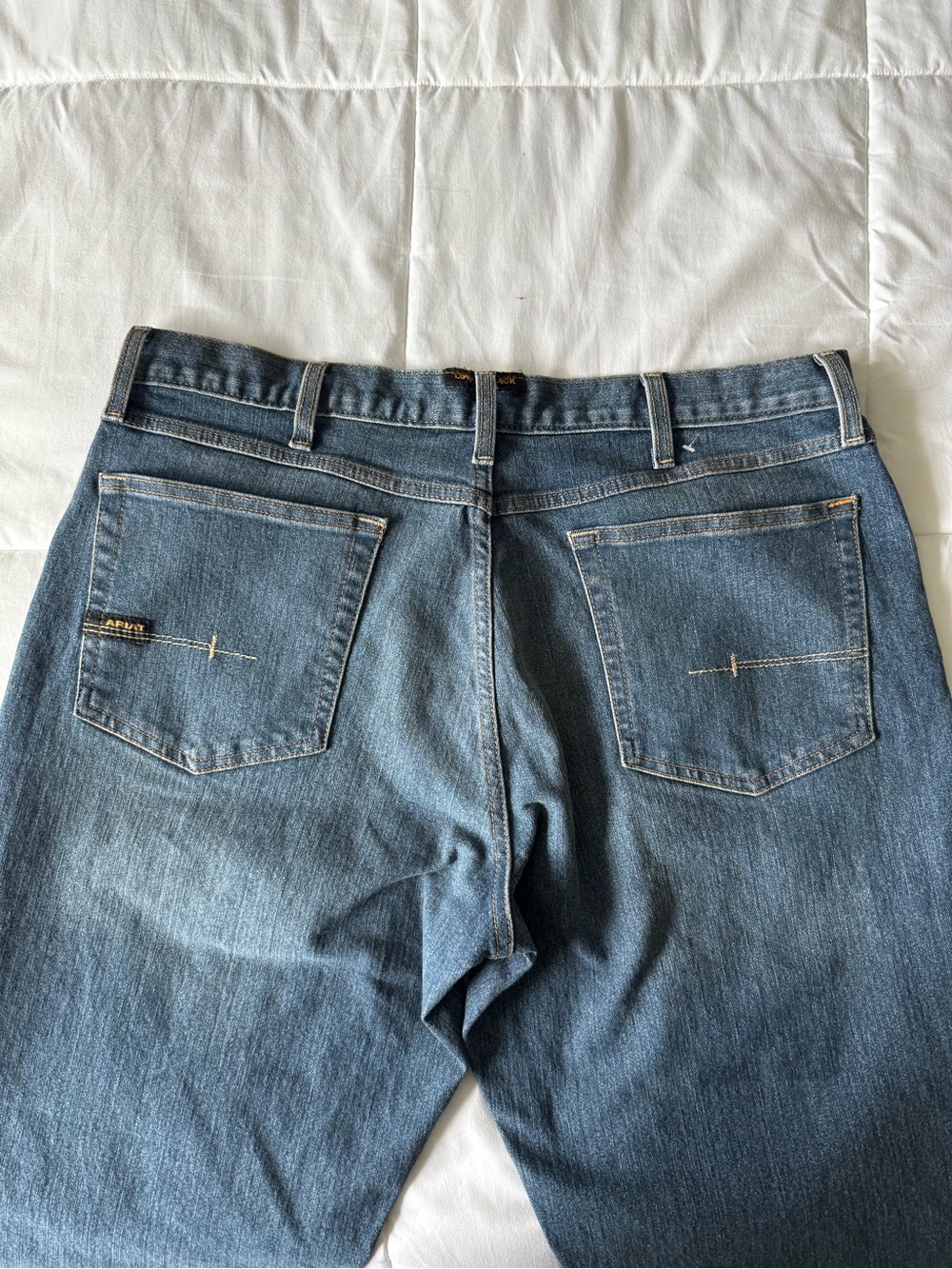 Ariat relaxed boot Jeans - Picture 5 of 11